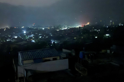 Hindistan Pakistan'a füze saldırısı düzenledi