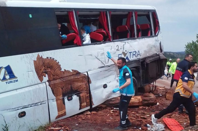 Çanakkale'de zincirleme kaza: 8 ölü, 20 yaralı