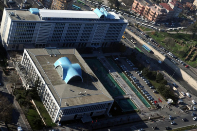 CHP'li belediyelere yolsuzluk soruşturması: 22 kişi tutuklandı