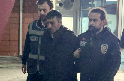 2 kardeşi evlerinde boğazlarını keserek öldüren sanığa 2 kez ağırlaştırılmış müebbet talebi