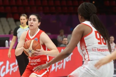 A Milli Kadın Basketbol Takımı, İsviçre'ye şans tanımadı
