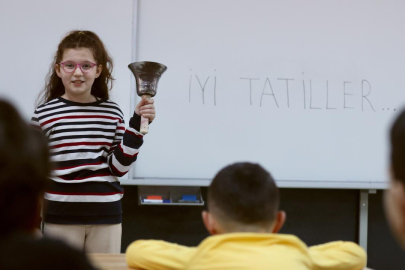 Yaklaşık 20 milyon öğrenci yarın karne alacak