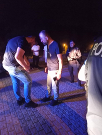 Komşular arasında beyzbol sopalı, silahlı kavga; 1'i ağır 2 yaralı