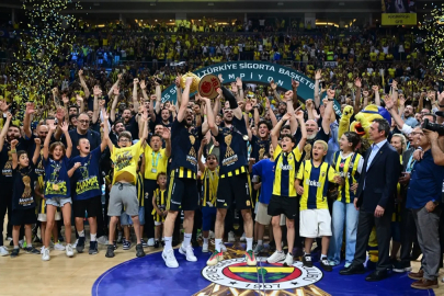 Beşiktaş'ı seride 4-1 yenen Fenerbahçe, potada 12. kez şampiyon