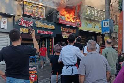 Bursa'da büyük yangın! Alevler dükkanlara sıçradı