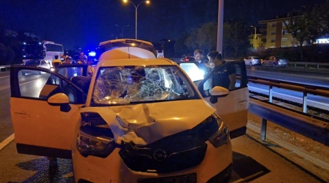 İstanbul- Sultanbeyli TEM'de otomobilin çarptığı yaya hayatını kaybetti