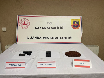 Sakarya'da uyuşturucu operasyonunda 2 tutuklama