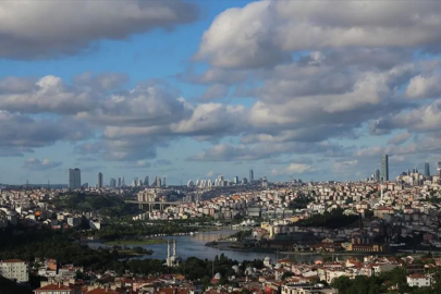 İstanbul’da sıcaklar yerini sağanak yağışa bırakıyor