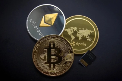 Ethereum 2021 zirvesine yaklaştı, bitcoin rekor seviyeye dayandı