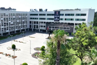 Antalya Büyükşehir Belediyesi’ne yönelik 195 milyonluk 'rüşvet' operasyonu; 17 gözaltı