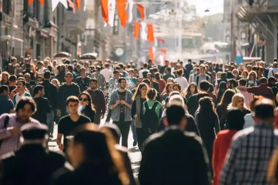 Türkiye'nin nüfusu 85 milyon 824 bini geçti