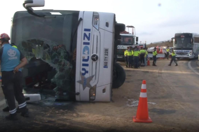 Kuzey Marmara Otoyolu'nda yolcu otobüsü devrildi: 3 ölü, 20 yaralı