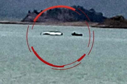 Burdur'da eğitim uçağı göle düştü: 2 personel kurtuldu