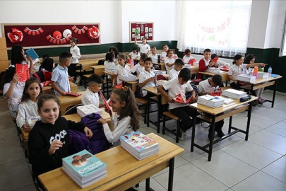 Yeni eğitim öğretim yılı bugün başladı