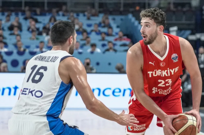Finaldeyiz! A Milli Erkek Basketbol Takımı, Yunanistan'a fark attı