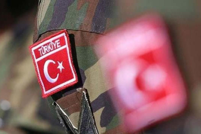 Jandarma Aracına Minibüs Çarptı: 2 Şehit, 1 Ölü