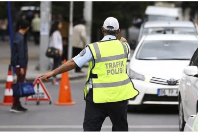 Trafikte cezalar artıyor! Kırmızı ışık, hız sınırı, yol kesme... İşte madde madde yeni cezalar