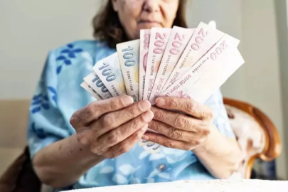 25 yıl evli kalan kadınlar için emeklilik sürprizi; Herkes o detayı merak ediyordu