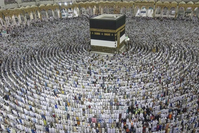 Hacı adaylarına yeni şart: Suudi Arabistan sağlık raporu isteyecek