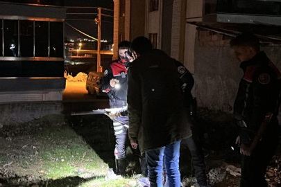 Annesine şiddet uygulayan babasını darbetti! Gözaltına alındılar