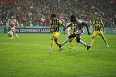 Samsunspor liderliği bıraktı: AEK'ya mağlup oldu
