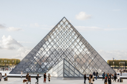 Louvre Müzesi, grev nedeniyle kapandı