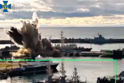 Ukrayna'dan Rus denizaltısına saldırı