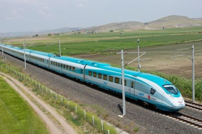 Yeni hızlı trenle Ankara-İstanbul arası 80 dakikaya düşecek! Bakan Yardımcısı açıkladı