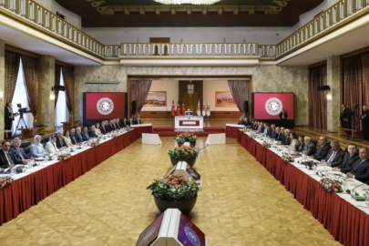 AK Parti, Terörsüz Türkiye raporunu TBMM'ye sundu