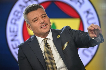 Fenerbahçe Başkanı Sadettin Saran ifade veriyor