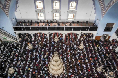 2025'in son hutbesinde yılbaşı mesajı: Kutlama, alkol ve piyangodan uzak durun