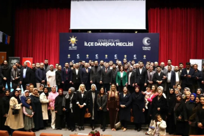 CHP'den istifa eden 150 kişi AK Parti'ye geçti