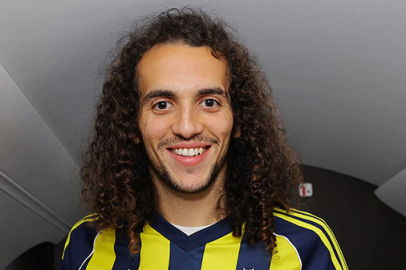Fenerbahçe'nin yeni yıldızı Matteo Guendouzi, ayağının tozuyla süper derbide!