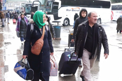 İstanbul'da 15 Temmuz Otogarı'nda yarıyıl tatili telaşı başladı