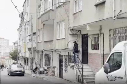 İstanbul'da aynı evden 3 ceset çıktı! Balkondan girince gördüler...