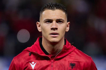 Beşiktaş'ın yeni transferi Asllani İstanbul'da