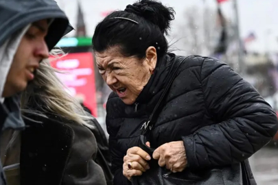 Sıcaklıklar artıyor ama kuvvetli sağanak geliyor! Bu illerde yaşayanlar dikkat! Sarı kodlu kar yağışı uyarısı verildi