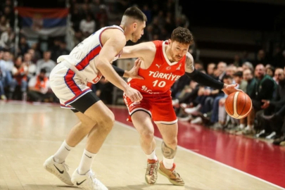 Sırbistan'ı deviren 12 Dev Adam liderliğini sürdürdü