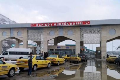 İran sınırındaki gümrük kapılarında günübirlik geçişler durduruldu!