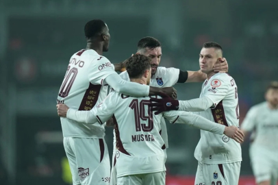 Trabzonspor, kupada çeyrek finalde! Başakşehir deplasmanında galip geldiler