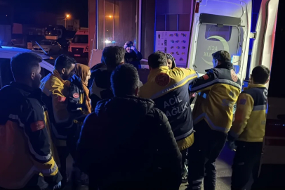 Sivas'ta 15 yaşındaki çocuk babasıyla abisini öldürüp babaannesini yaraladı