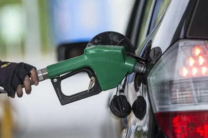 Akaryakıtta çarşamba zammı! Bu gece yarısı pompaya yansıyor!