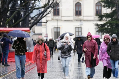 Bayramda ziyaretlere şemsiyeyle gidilecek: Yurt genelinde sağanak etkili olacak