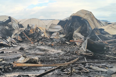 Antalya'da prefabrik yapıda yangın faciası: 5'i çocuk, 6 kişi hayatını kaybetti