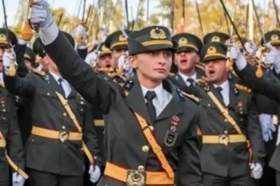 TSK'den ihraç edilmişti: Teğmen Ebru Eroğlu'nun iade davasında karar çıktı