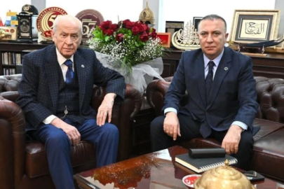 İzzet Ulvi Yönter, MHP Genel Başkan Yardımcılığı görevinden istifa etti