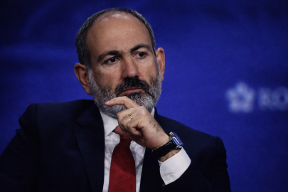 Ermenistan Başbakanı Paşinyan’a kilisede saldırı teşebbüsü