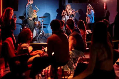 İş insanına 'uyuşturucu'lu tuzak! Eve çağırdı, tehdit etti...