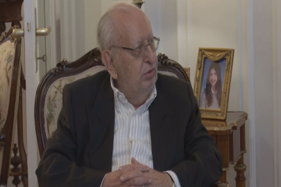 Siyaset Dünyasını Yasa Boğan Vefat: Cindoruk Hayatını Kaybetti