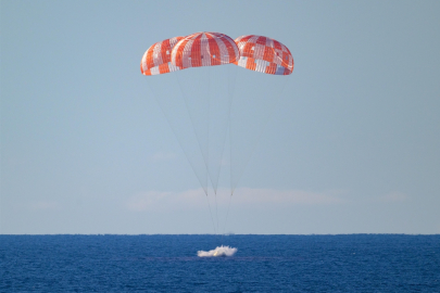 Uzayın Derinliklerinden Dünya’ya